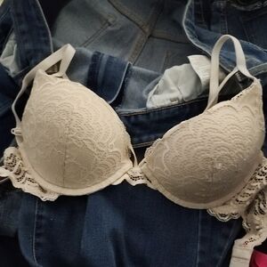 La SENZA Lace Push-Up Bra — Cream